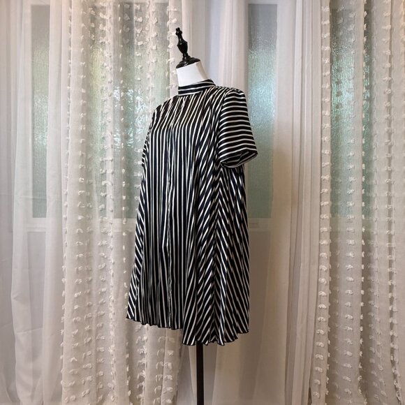 ASOS Striped Short-Sleeve Satin Dress - Picture 3 of 10